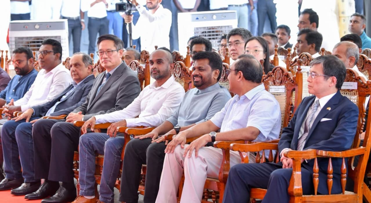 New Metro buses deployed to ease Colombo traffic...