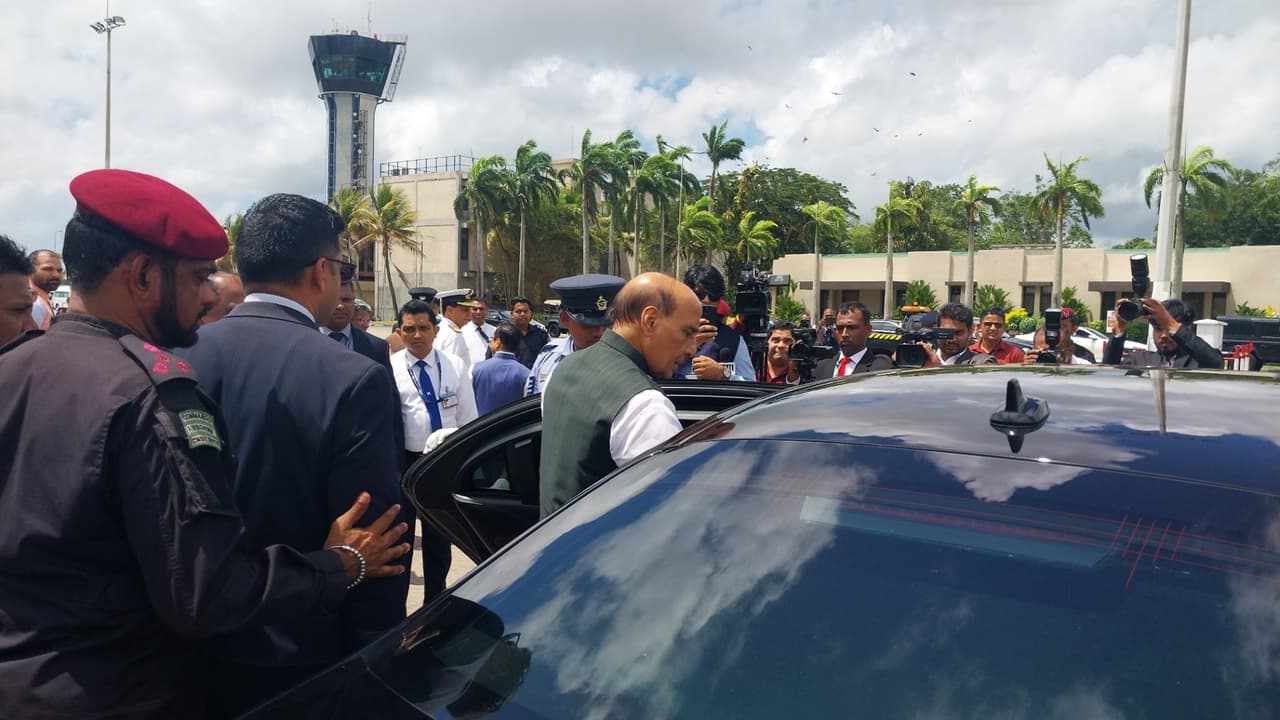 Indian Defence Minister in Sri Lanka…