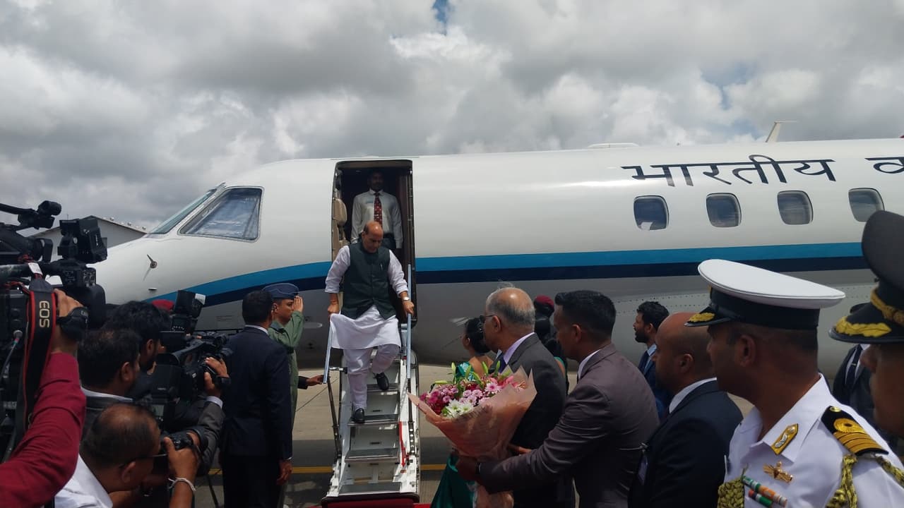 Indian Defence Minister in Sri Lanka…