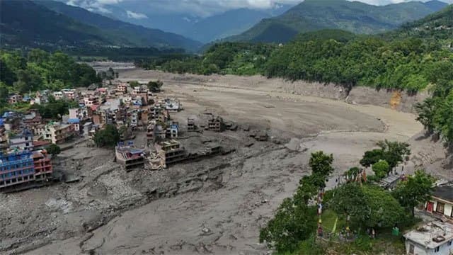 Deadly flash flood hit Nepal-Tibet border