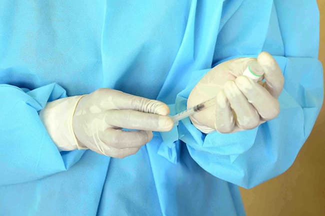 Vaccine centres to be set up at hospitals for senior citizens - GMOA