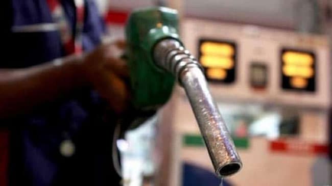 India offers $500 million credit line to Sri Lanka for fuel purchase
