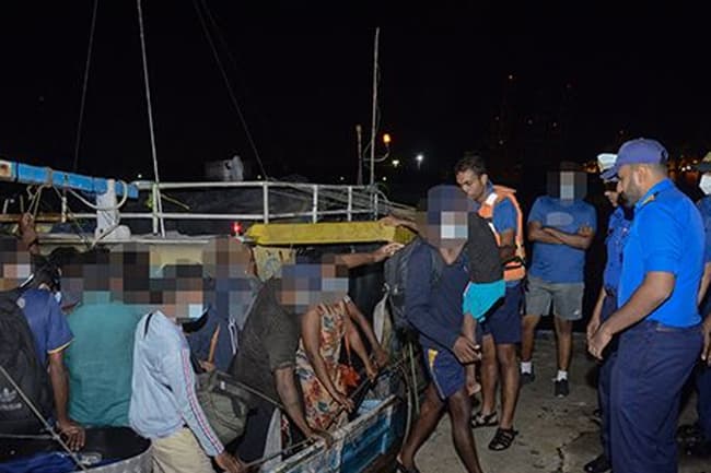 Navy apprehends 35 more people attempting to illegally migrate