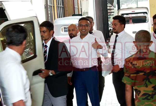 Ex-Minister Manusha Nanayakkara granted bail