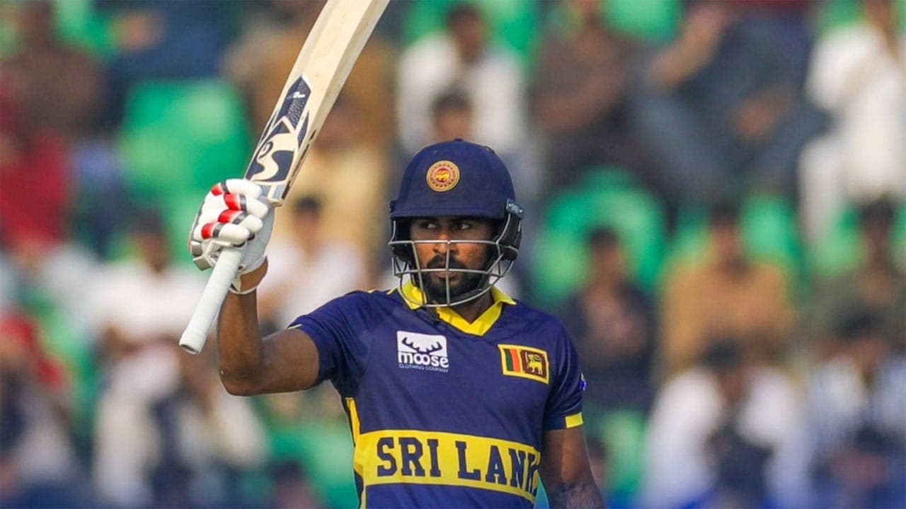 Kamindu Mendis scores maiden ODI century during tri-series final