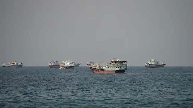 Iran ready to reopen Strait of Hormuz if US eases military pressure and lifts blockade
