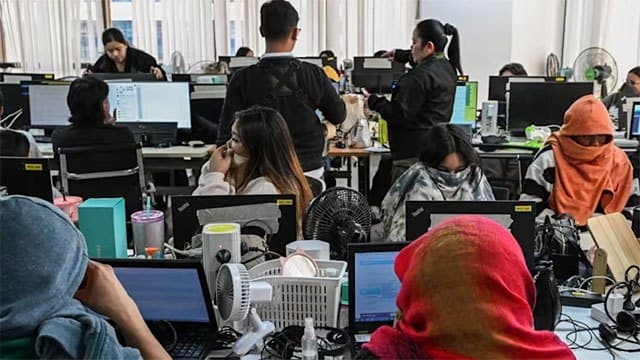 Philippines arrests 244 foreign workers in online scam crackdown